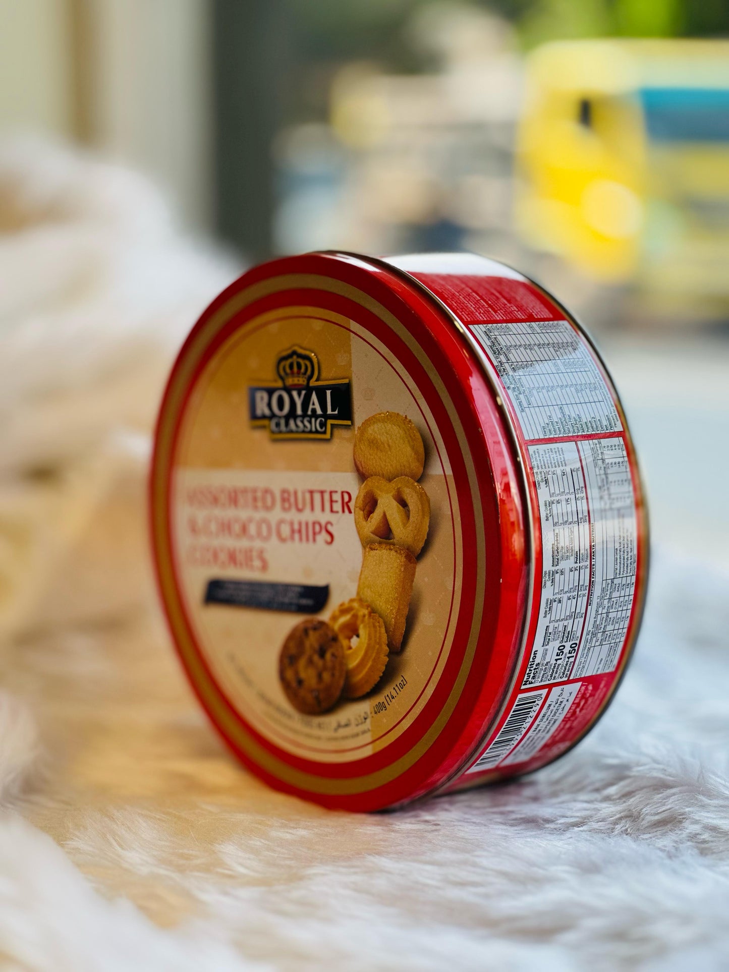 ROYAL CLASSIC ASSORTED BUTTER & CHOCO CHIPS COOKIES 400gm